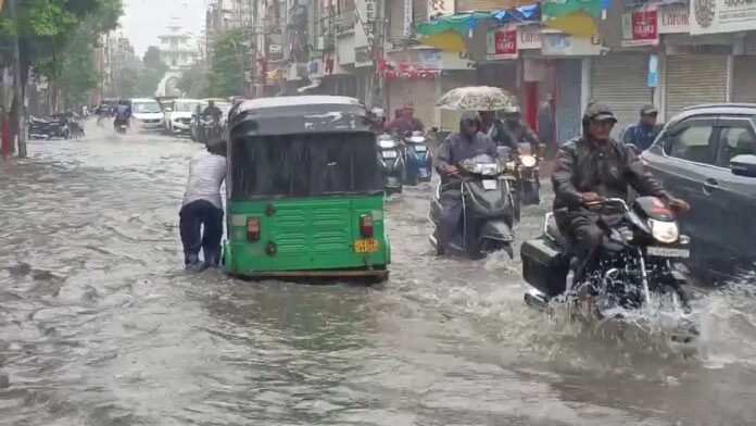 દેશના અનેક રાજ્યોમાં મેઘરાજાએ ધડબડાટી બોલાવી,